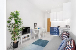 ALTIDO Stylish Arroios apartments, 20 Min to Centre